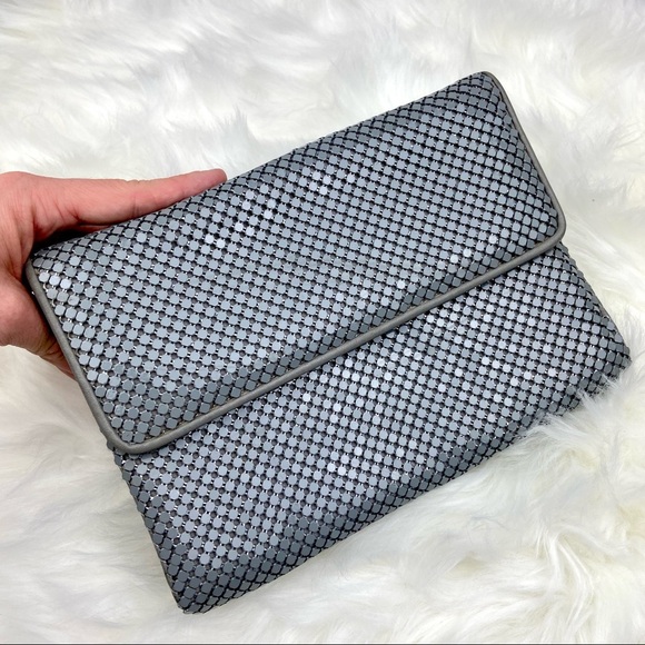 VINTAGE Grey Mesh Whiting and Davis Chain Link Purse Handbag to Crossbody - Picture 6 of 7